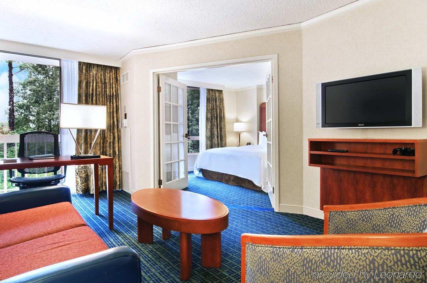 Hilton Atlanta Perimeter Suites Sandy Springs Extérieur photo